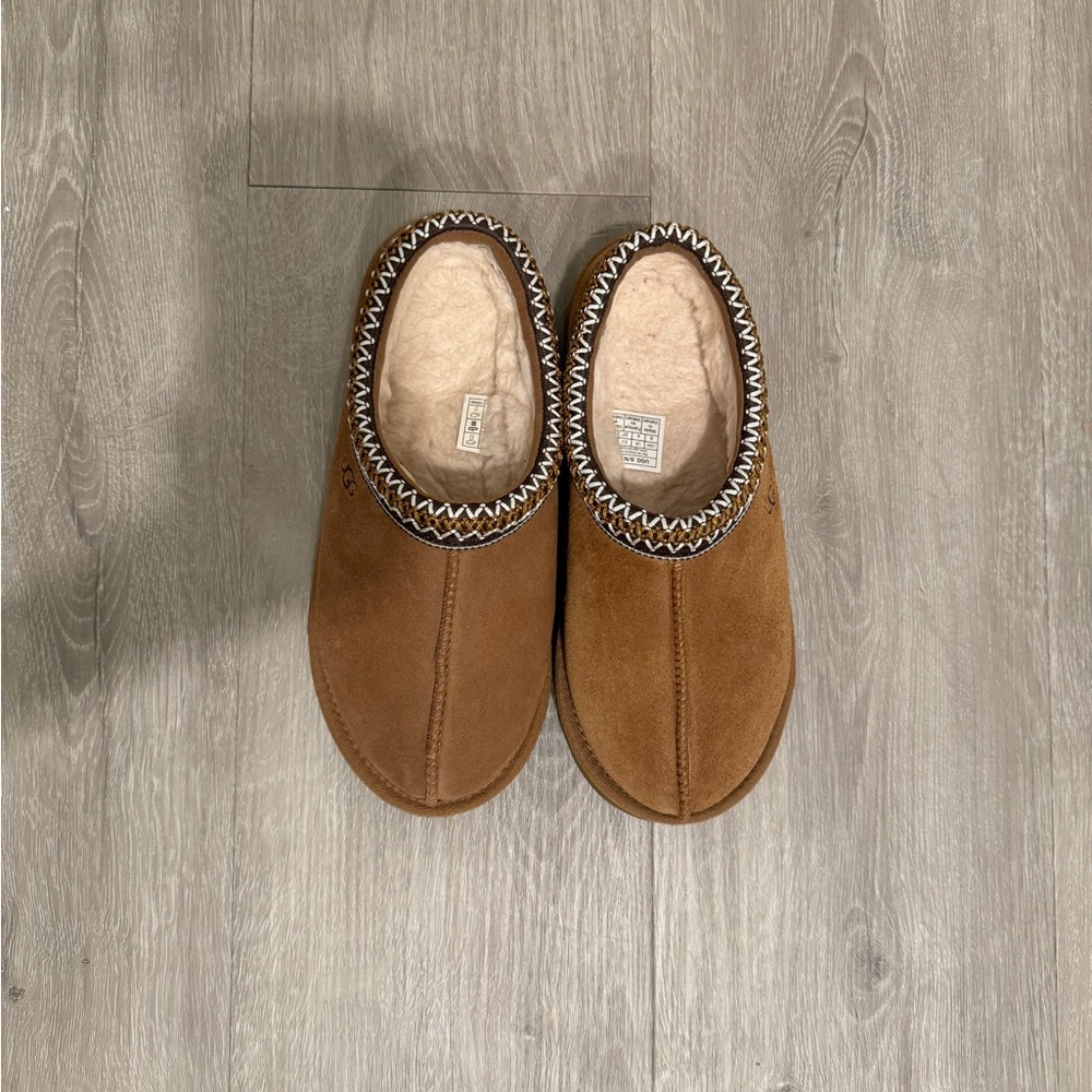 UGG Women’s Tasman Slippers Size 6